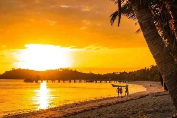 Mana Lagoon Backpackers ภายนอก รูปภาพ